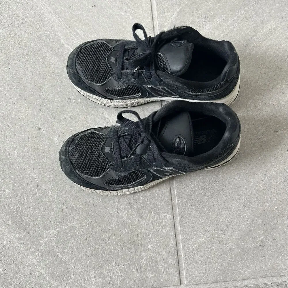 New Balance lace up
